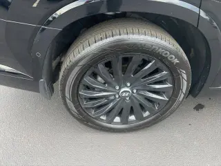 Hyundai PALISADE 2025 AWD Calligraphy Night Edition 4 puertas SUV