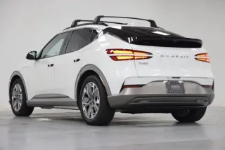 Genesis GV60 2025 AWD Estándar 4 puertas SUV
