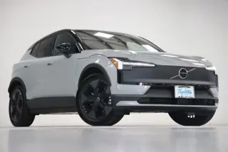 Volvo EX30 Cross Country 2026 AWD Twin Ultra 4 puertas SUV