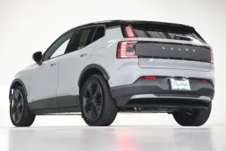 Volvo EX30 Cross Country 2026 AWD Twin Ultra 4 puertas SUV