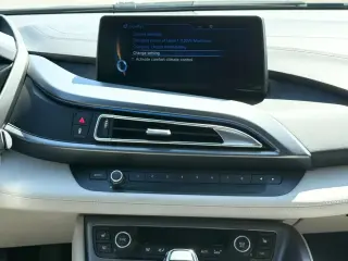 BMW i8 2015 AWD Cupé 2 puertas