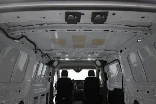Ford Transit 2025 AWD 150 3 puertas SWB Techo bajo Furgón de Carga