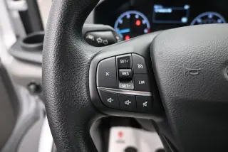 Ford Transit 2025 AWD 150 3 puertas SWB Techo bajo Furgón de Carga