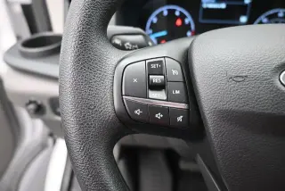Ford Transit 2025 AWD 150 3 puertas SWB Techo Bajo Furgón de Carga
