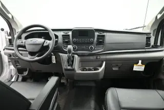 Ford Transit 2025 AWD 150 3 puertas SWB Techo Bajo Furgón de Carga