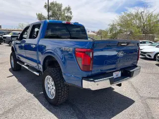 Ford F-150 2024 4x4 XLT 4 puertas SuperCrew 5.5 pies. SB