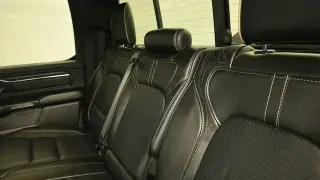 Ram 1500 2022 4x4 Limited 4 puertas Crew Cab con caja de 5.6 pies