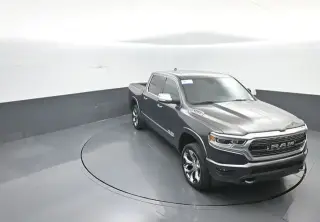 Ram 1500 2022 4x4 Limited 4 puertas Crew Cab con caja de 5.6 pies