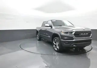 Ram 1500 2022 4x4 Limited 4 puertas Crew Cab con caja de 5.6 pies