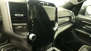 Ram 1500 2024 4x4 Laramie 4 puertas Cabina Crew 5.6 pies. Caja corta Pickup