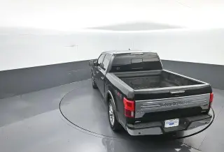 Ford F-150 2020 4x4 King Ranch 4 puertas SuperCrew 5.5 pies. SB