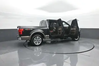 Ford F-150 2020 4x4 King Ranch 4 puertas SuperCrew 5.5 pies. SB