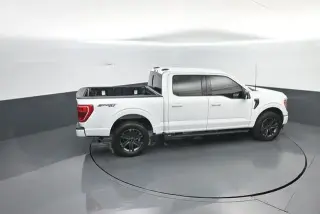 Ford F-150 2023 4x4 XLT 4 puertas SuperCrew 5.5 pies SB