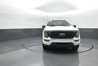 Ford F-150 2023 4x4 XLT 4 puertas SuperCrew 5.5 pies SB