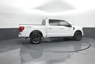 Ford F-150 2023 4x4 XLT 4 puertas SuperCrew 5.5 pies SB