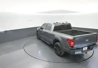 Ford F-150 2024 4x4 XLT 4 puertas SuperCrew 5.5 pies. SB