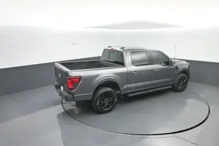 Ford F-150 2024 4x4 XLT 4 puertas SuperCrew 5.5 pies. SB