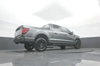 Ford F-150 2024 4x4 XLT 4 puertas SuperCrew 5.5 pies. SB