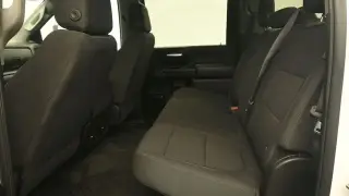 Chevrolet Silverado 2500HD 2022 4x4 Custom 4 puertas Cabina Crew SB