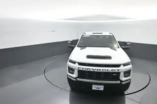 Chevrolet Silverado 2500HD 2022 4x4 Custom 4 puertas Cabina Crew SB