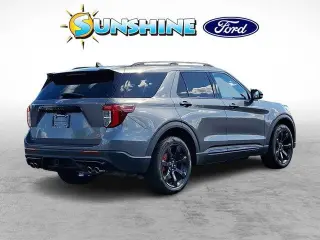 Ford Explorer 2023 AWD ST 4 puertas SUV