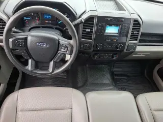 Ford F-350 Super Duty 2022 4x4 XL 4 puertas Cabina Crew 6.8 pies. SB SRW Pickup