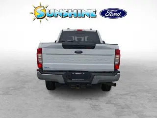 Ford F-350 Super Duty 2022 4x4 XL 4 puertas Cabina Crew 6.8 pies. SB SRW Pickup