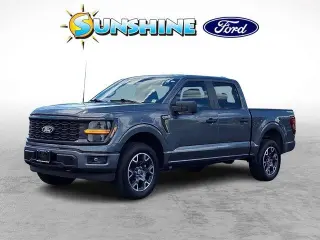 Ford F-150 2025 4x4 STX 4 puertas SuperCrew 5.5 pies. SB