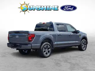 Ford F-150 2025 4x4 STX 4 puertas SuperCrew 5.5 pies. SB