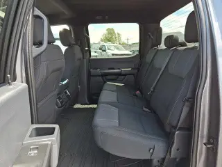 Ford F-150 2025 4x4 STX 4 puertas SuperCrew 5.5 pies. SB