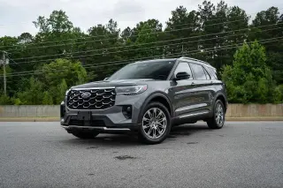 Ford Explorer 2025 AWD Platinum 4 puertas SUV
