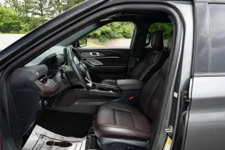 Ford Explorer 2025 AWD Platinum 4 puertas SUV