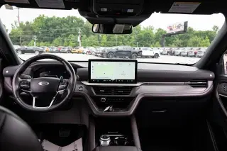 Ford Explorer 2025 AWD Platinum 4 puertas SUV