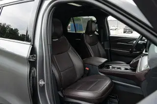 Ford Explorer 2025 AWD Platinum 4 puertas SUV