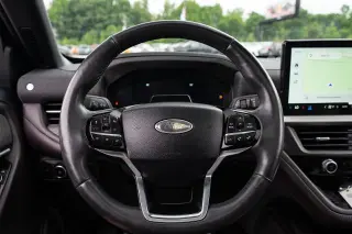 Ford Explorer 2025 AWD Platinum 4 puertas SUV