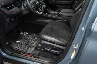 Ford Explorer 2025 AWD ST 4 puertas SUV