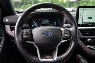 Ford Explorer 2025 AWD ST 4 puertas SUV