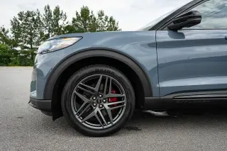 Ford Explorer 2025 AWD ST 4 puertas SUV