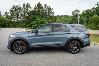 Ford Explorer 2025 AWD ST 4 puertas SUV