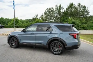Ford Explorer 2025 AWD ST 4 puertas SUV