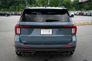 Ford Explorer 2025 AWD ST 4 puertas SUV