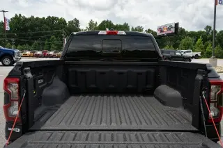 Ford Ranger 2025 4x4 Lariat 4 puertas SuperCrew con caja de 5.0 pies