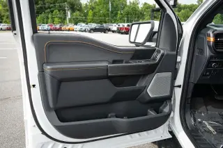 Ford F-150 2022 4x4 Tremor 4 puertas SuperCrew 5.5 pies. Caja corta