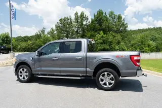 Ford F-150 2021 4x4 Lariat 4 puertas SuperCrew 6.5 pies SB