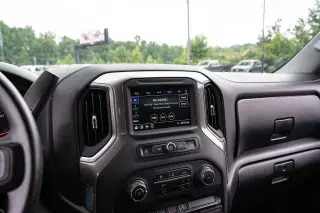 Chevrolet Silverado 2500HD 2022 4x4 Custom 4 puertas Cabina Crew SB
