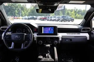 Toyota Tacoma 2024 4x4 SR5 4 puertas Double Cab 5.0 pies SB