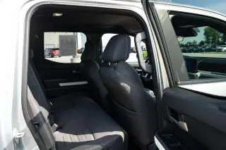 Toyota Tacoma 2024 4x4 SR5 4 puertas Double Cab 5.0 pies SB