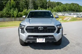 Toyota Tacoma 2024 4x4 SR5 4 puertas Double Cab 5.0 pies SB
