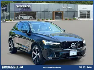 Volvo XC60 2024 AWD B5 Ultimate Tema Oscuro 4 puertas SUV