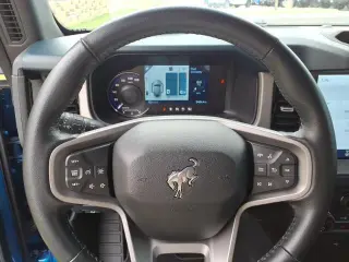 Ford Bronco 2024 4x4 Outer Banks 4 puertas SUV